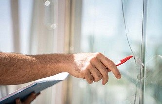 Cracked-window-repairs.jpg